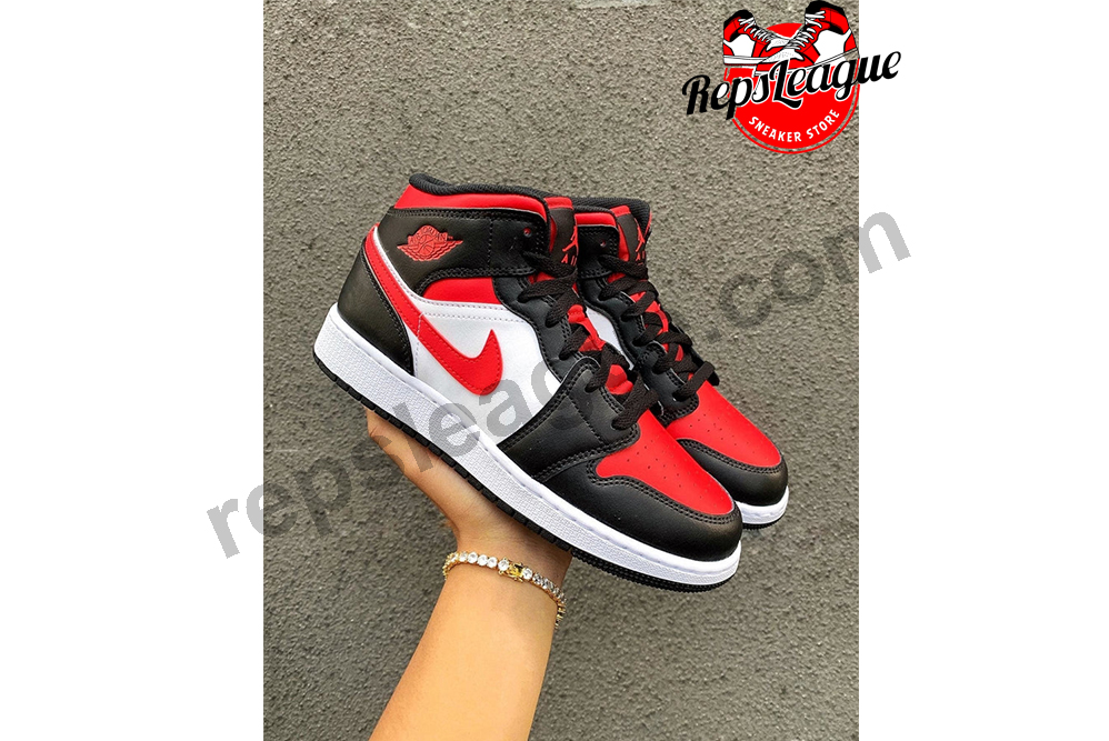 Air Jordan 1 Mid ‘Bred Toe’ Reps