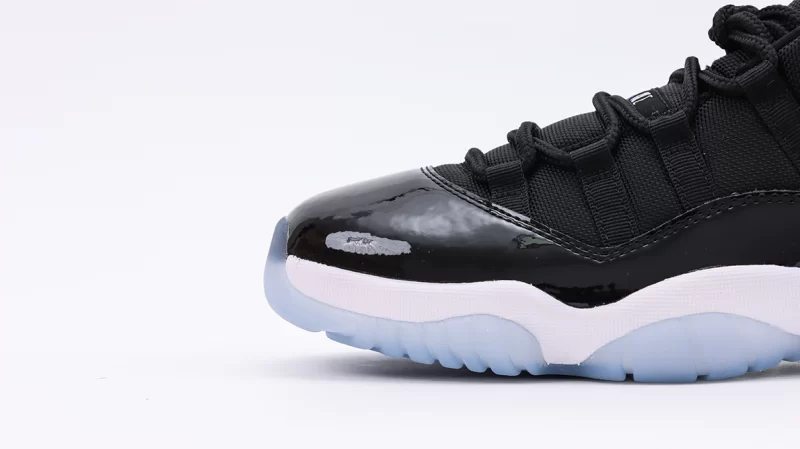 Air Jordan 11 Retro Low Space Jam Reps-04