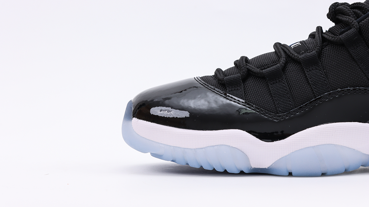 Air Jordan 11 Retro Low Space Jam Reps-04