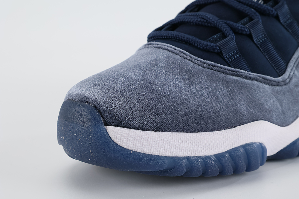 Air Jordan 11 Retro Midnight Navy Velvet Reps-01