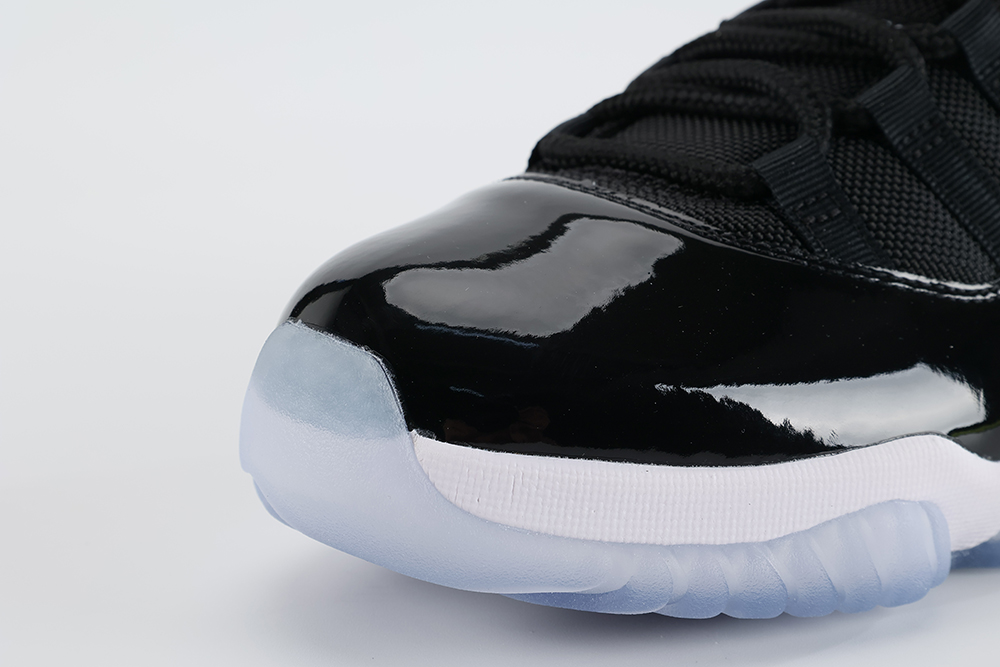Air Jordan 11 Retro Space Jam 2016 Reps-01