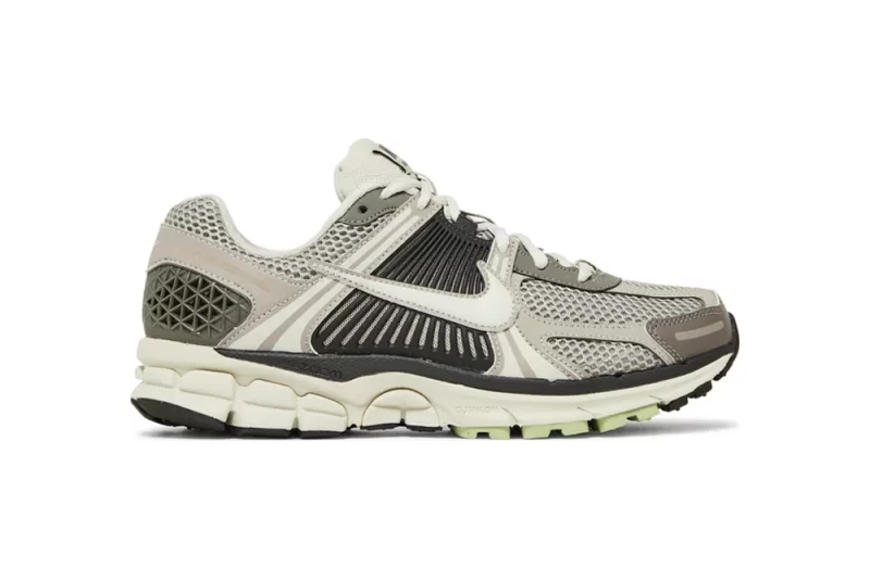 Air Zoom Vomero 5 Cobblestone Reps