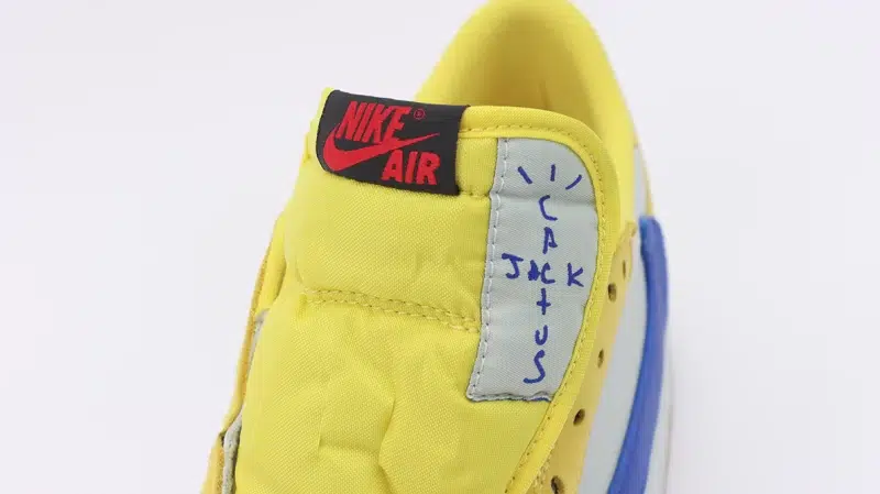 Travis Scott Wmns Air Jordan 1 Retro Low OG SP Canary Reps-04