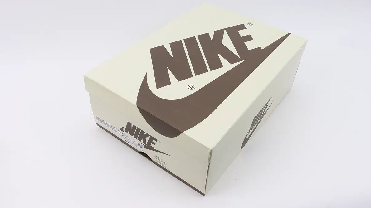 Travis Scott Wmns Air Jordan 1 Retro Low OG SP Canary Reps-05