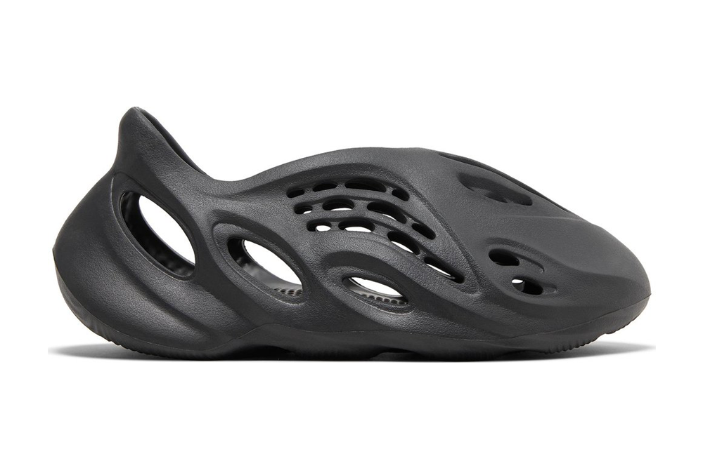 Yeezy Foam Runner Onyx Reps