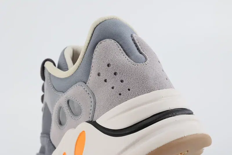 Yeezy Boost 700 Magnet Reps-03