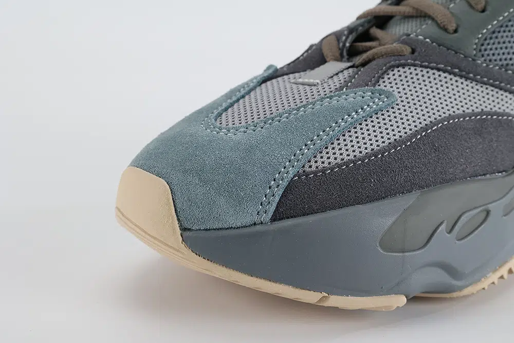Yeezy Boost 700 Teal Blue Reps-03