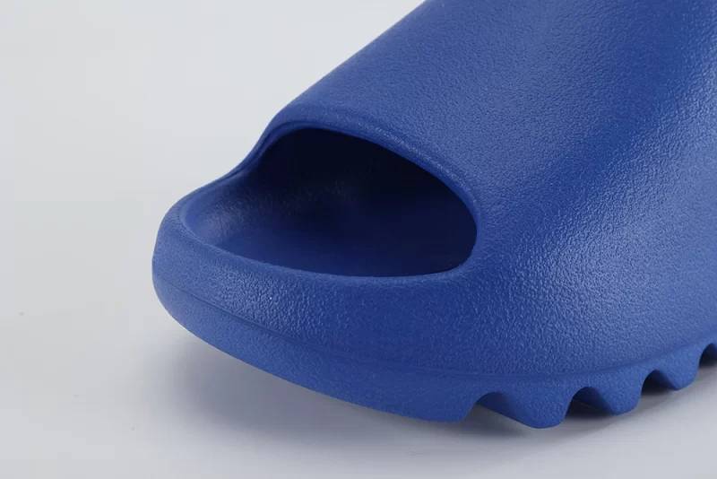 Yeezy Slides Azure Reps-02
