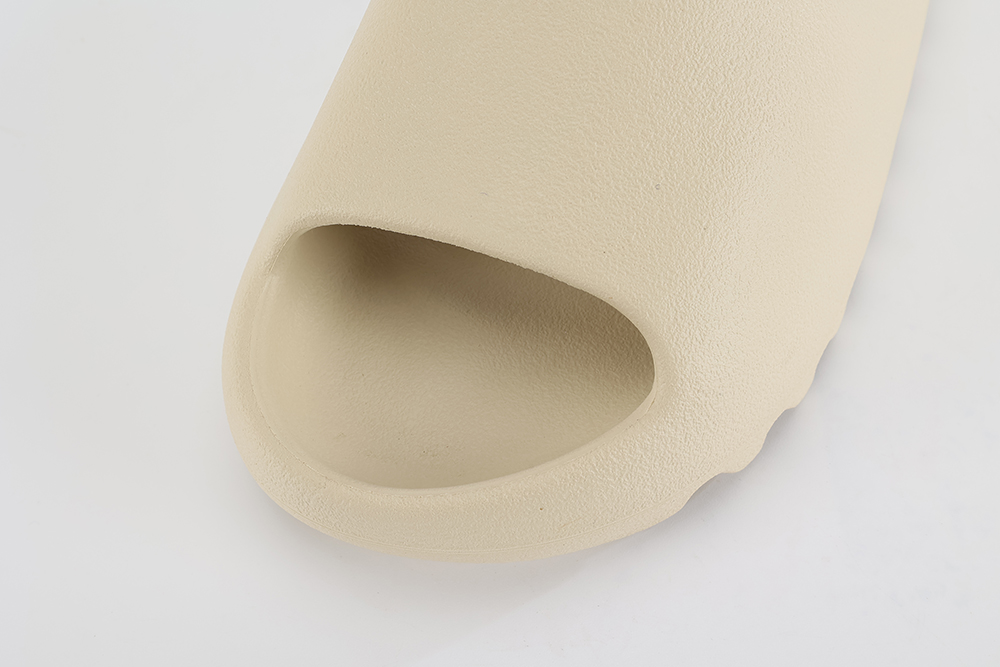 Yeezy Slides Bone Reps-03