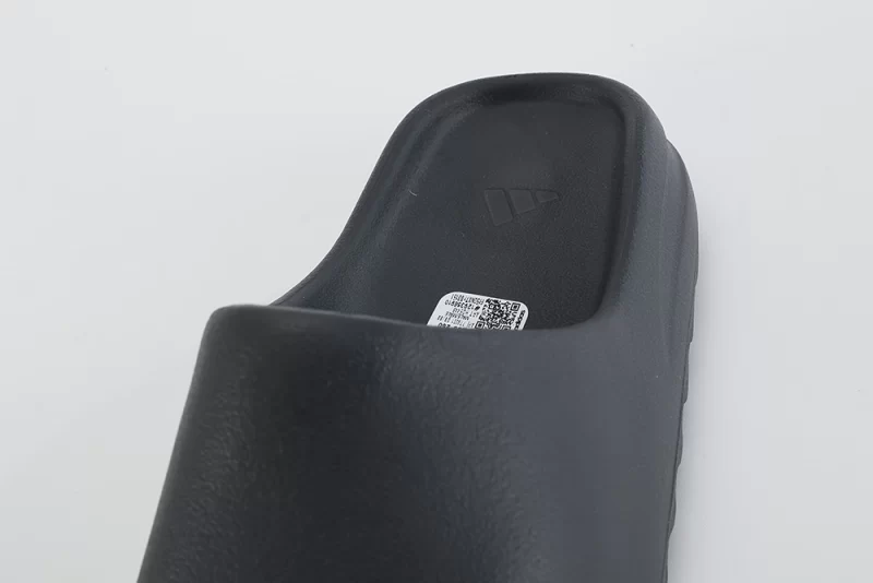 Yeezy Slides Onyx Reps-02