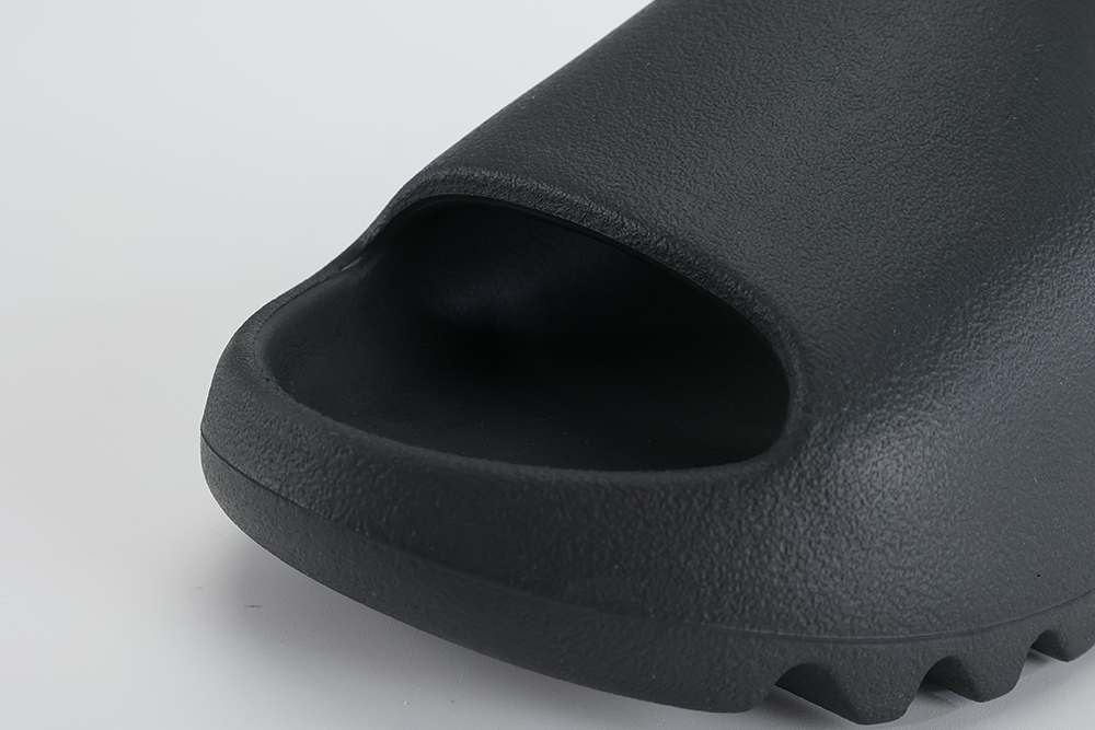 Yeezy Slides Onyx Reps-04