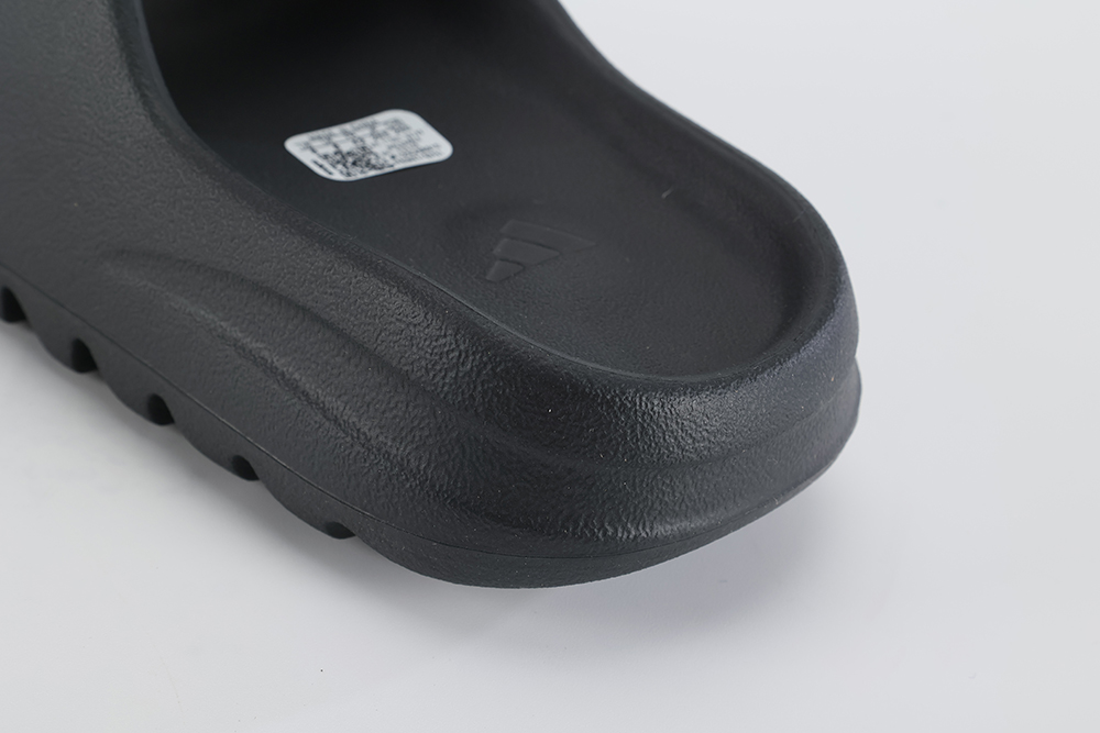 Yeezy Slides Onyx Reps-03