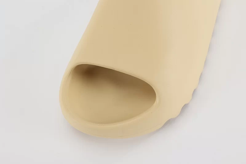 Yeezy Slides Sand Reps-01