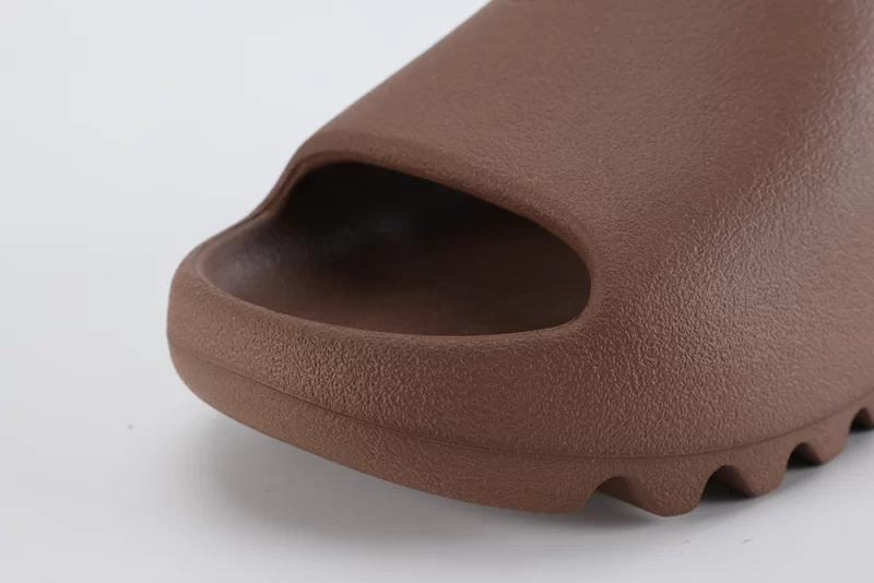 Yeezy Slides Soot Reps-03
