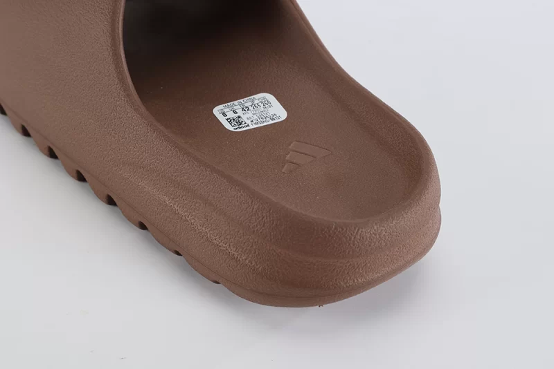 Yeezy Slides Soot Reps-04