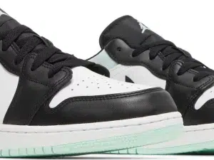 air-jordan-1-low-se-tie-dye-sneakers-5