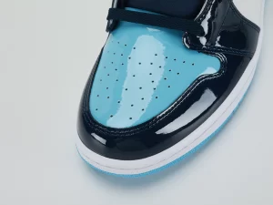 wmns-air-jordan-1-retro-high-og-blue-chill-replica-5.webp