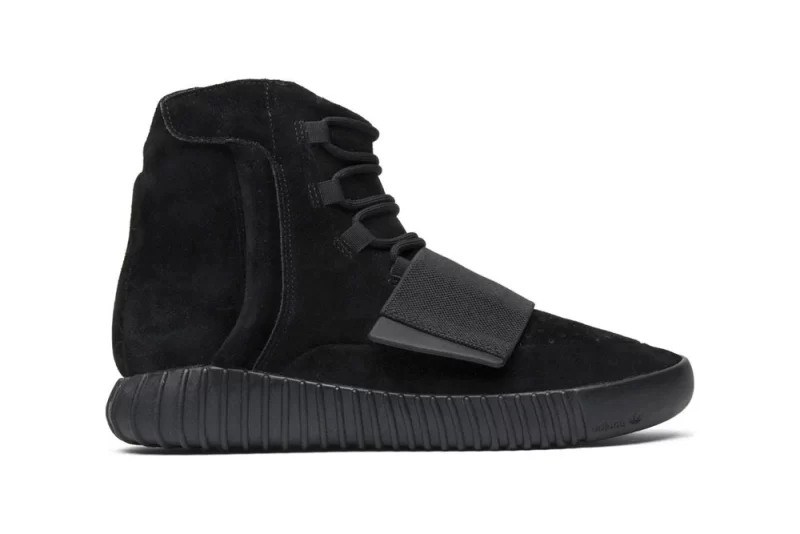 Yeezy Boost 750 Triple Black Reps