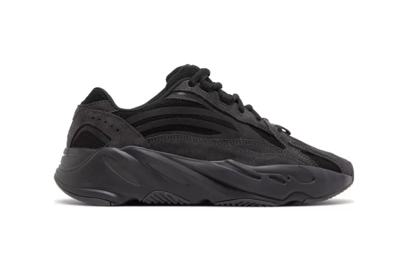 Yeezy Boost 700 V2 Vanta Reps