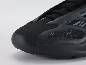 yeezy-700-v3-alvah-replica-4.webp