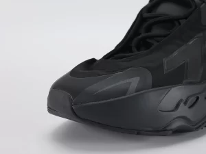 yeezy-boost-700-mnvn-triple-black-replica-4.webp
