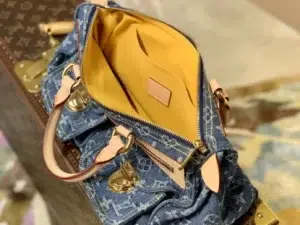 6A66459C-799D-8789-CC8A-33CEE03FE8E3