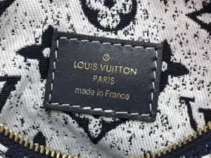 84B29710-3D50-D6D4-E08A-9AB772ED3AA2