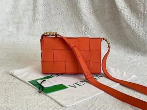 Bottega Veneta Bag Dupe 2108SF0177